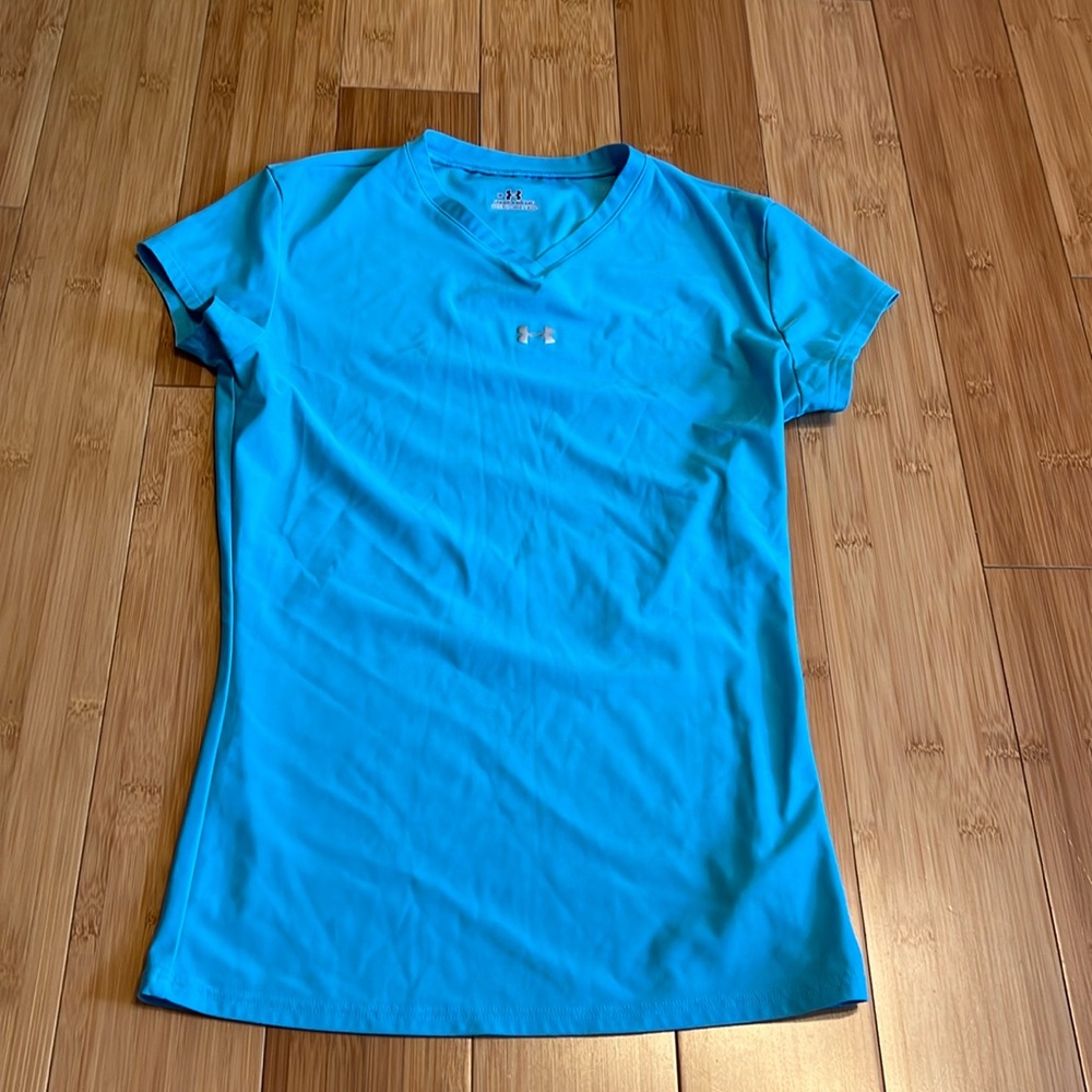 Women’s Under Armour light blue shirt size medium
